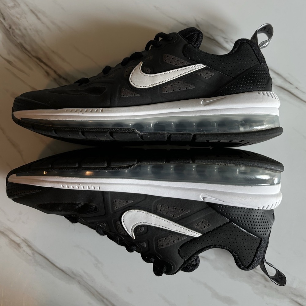 Nike Air Max Genome Men’s 7